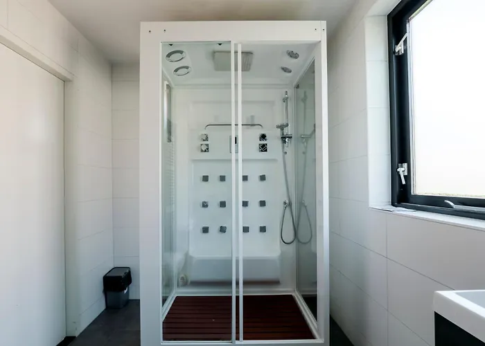 4 - Persoons Wellness Badhuys 13 펜션 *